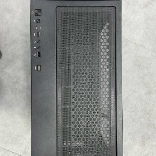550w火牛 + Antec 中塔機箱 連三把RGB風扇 及 Fan Hub