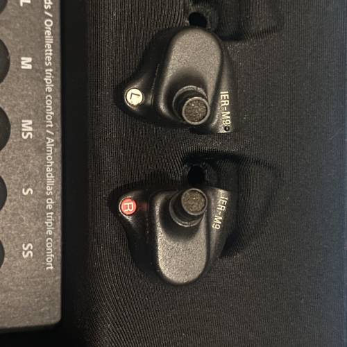 Sony IER-M9