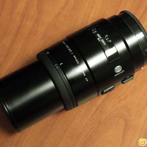 Minolta AF 100mm f/2.8 Macro 1 : 1 New A - mount Lens