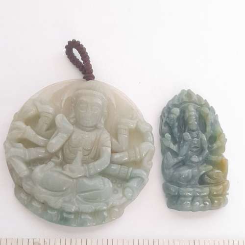 翡翠A玉觀音吊墜。清貨減價每個三百元，兩個起八折全部七個七折。no.30.5.25