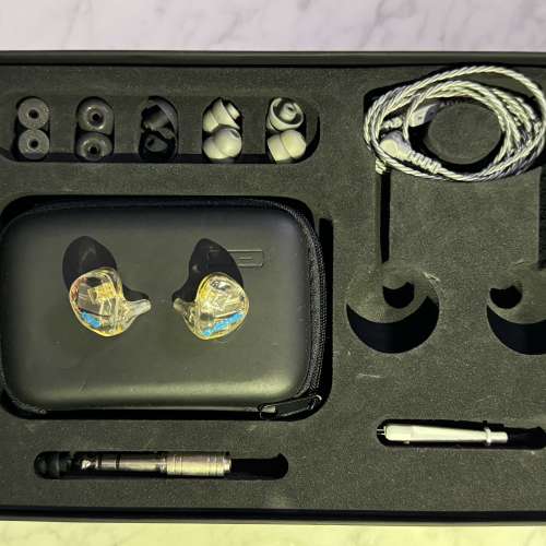 99%新 Earsonics S-EM6