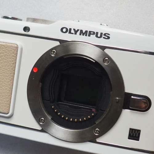 OLYMPUS EP3 , EP-3 (PEN 3) .機連鏡附原盒等配件