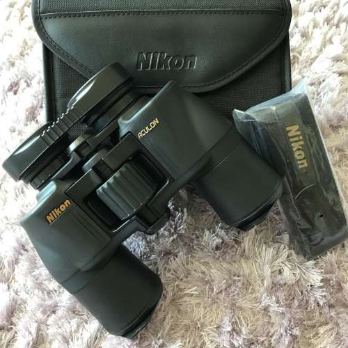 望遠鏡 Nikon 10x42 Binocular