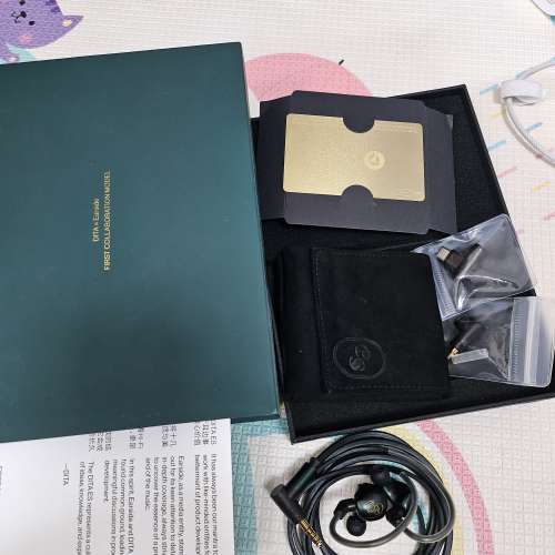 DITA ES 連原裝4.4, 3.5, USB