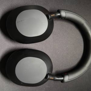 Sony WH-1000XM5, 95% New