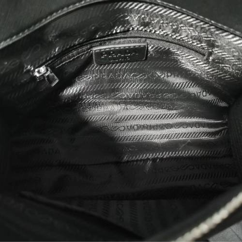Prada 男裝袋