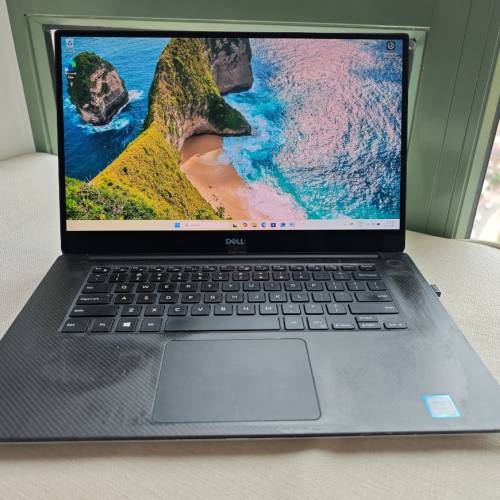 Dell XPS 15