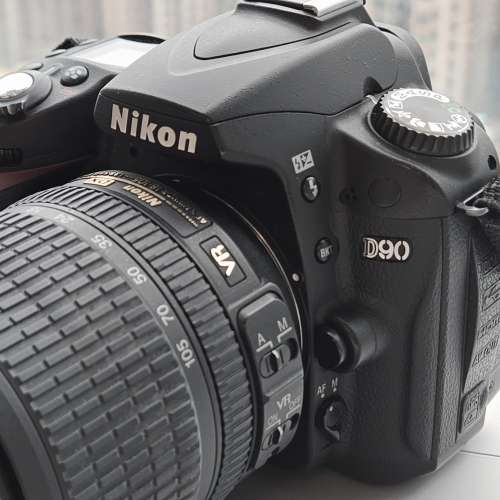 Nikon D90 + 18-105 G VR AF-S