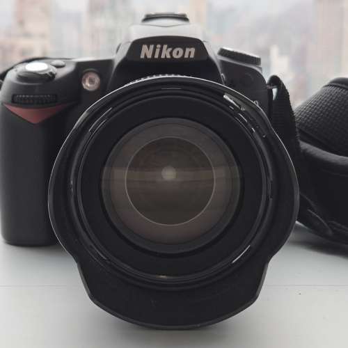 Nikon D90 + 18-105 G VR AF-S