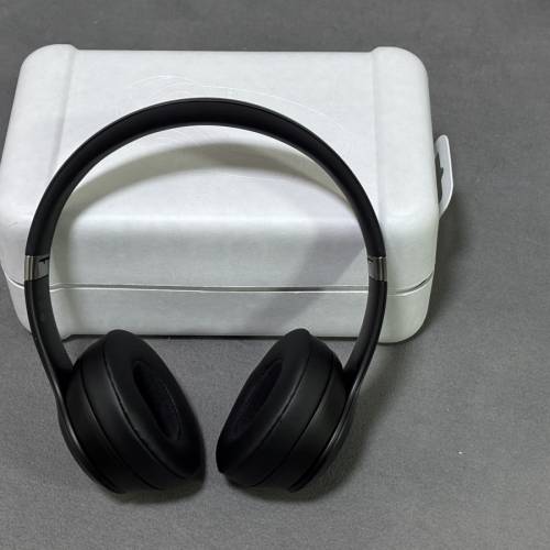 98%新 Beats Solo 4 香港行貨