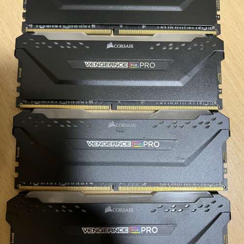 二手Corsair VENGEANCE RGB PRO DDR4 3200 MHz 64GB (16GB x 2) Black
