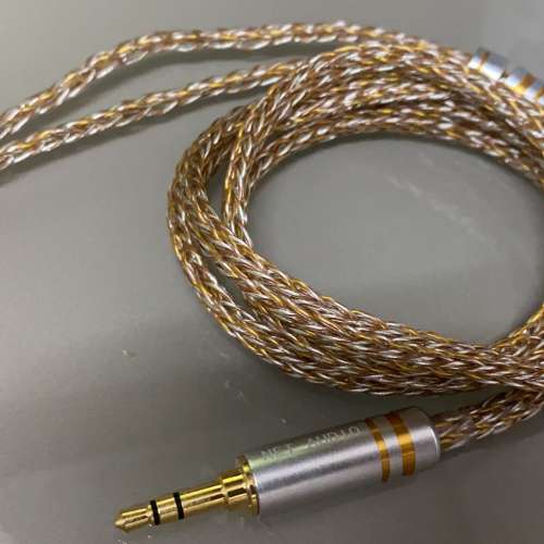 (音場闊，演唱會神器，極高規格):16絞金銀銅800芯(單晶銅+單晶銅鍍銀+單晶銅渡24K...