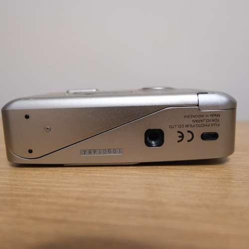 Fujifilm DL Tiara Zoom Point & Shoot 35mm Film Camera