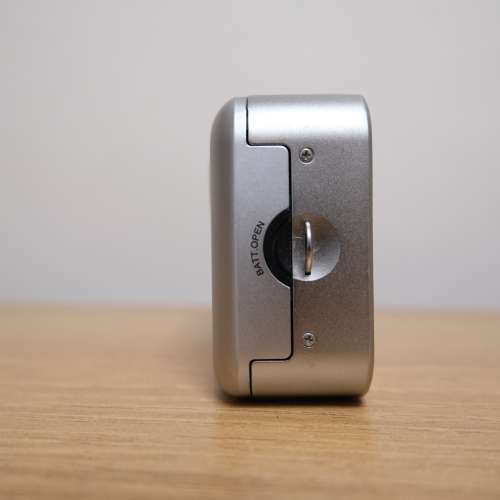 Fujifilm DL Tiara Zoom Point & Shoot 35mm Film Camera