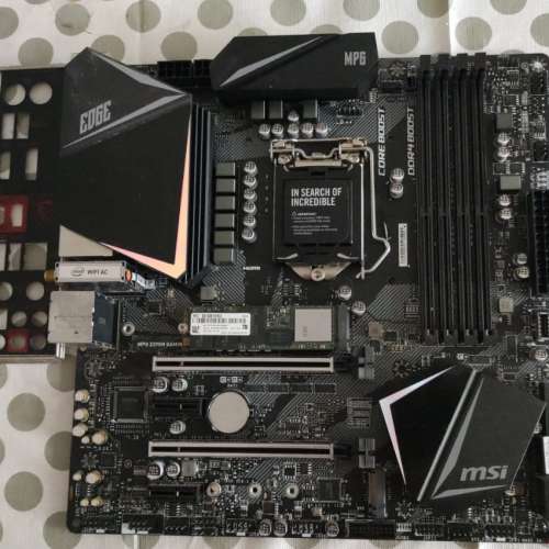 MSI MPG Z390M GAMING EDGE AC Micro ATX 主版 Socket 1151 ((正版Window10Pro))