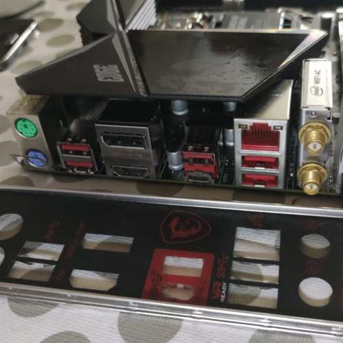 MSI MPG Z390M GAMING EDGE AC Micro ATX 主版 Socket 1151 ((正版Window10Pro))