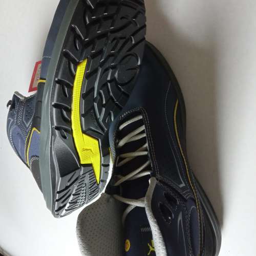 全新 puma 安全鞋