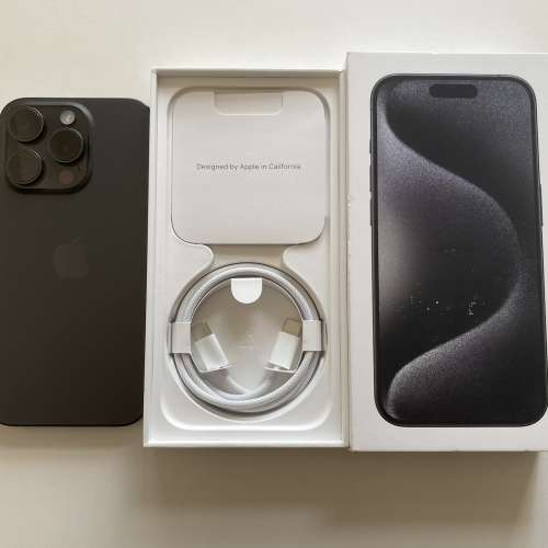 充電23次 iPhone 15 pro 1tb eSim+實體sim 黑色無鎖  英/澳/日/歐版 一年 AppleCar...