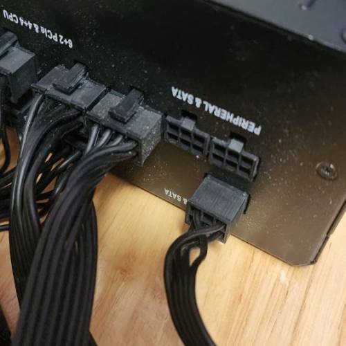 Corsair RM650 650w火牛