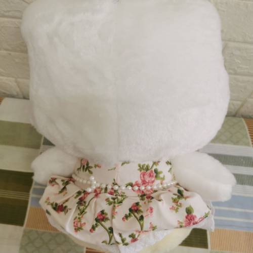 Hello kitty 毛公仔
