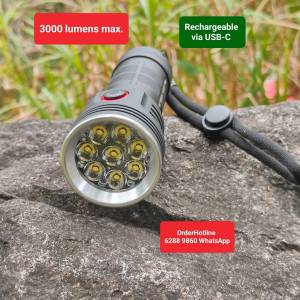 極強光小電筒3000流明。配5200mAh鋰電池 Ultra Bright Flashlight 🔦 Torch