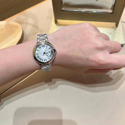 卡地亚蓝气球女表男表都有