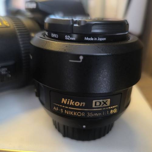 Nikon D5500 18-200mm 35mm 1.8 直倒