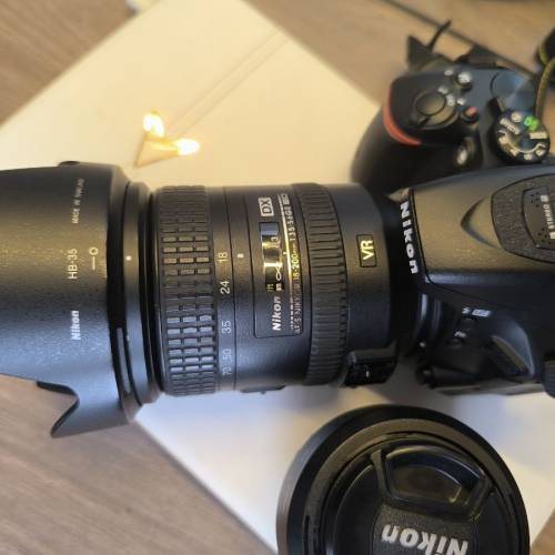 Nikon D5500 18-200mm 35mm 1.8 直倒