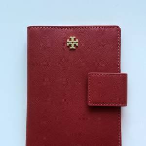 Tory Burch 护照钱包 （ never used)