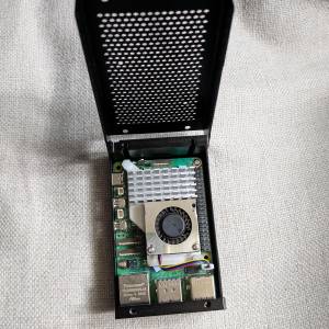 樹莓派 5 (4GB) 連金屬外殼 Raspberry Pi 5 (4GB) with metal case