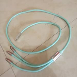 充電線一條