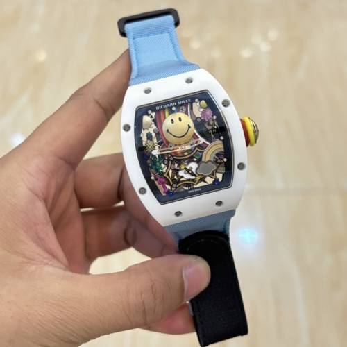 理查德米勒笑脸