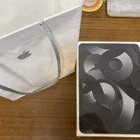 Apple iPad Air(5th  generation)(SOLD)*********