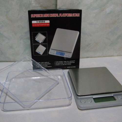 便攜式電子秤 電子磅 2kg/0.1g 輕便準確 背光數字顯示 可計數量 選不同單位