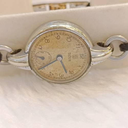 😍 Vintage  Swiss Made 「TUTOR」40年代LOGO古董錶