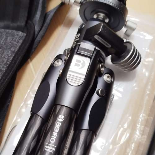Benro Turtle TR227C 百諾玄武 [碳纖，少量使用痕跡，有盒有原廠袋等配件] + G30雲台