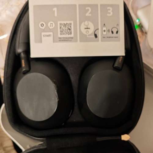 Sony MDR-1000XWM5黑色