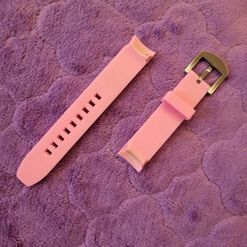 ( 4 ) 粉紅色矽膠錶帶連扣。18mm。