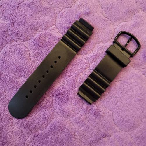 ( 12 ) 黑色波流形膠帶。連扣。18mm。