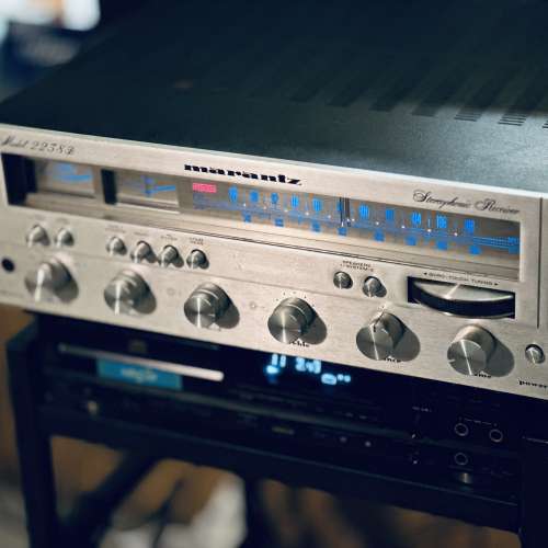 出售marantz收擴機一部，100%正常，外觀90%新，因喜歡sansui聲，所以出讓，有意請pm...