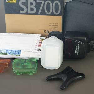 新淨少用Nikon Speedlight SB-700 Flash 閃燈