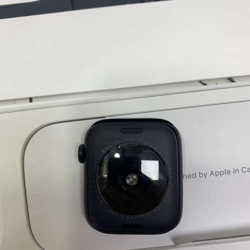全新Apple Watch SE2 44mm GPS 黑色 香港行貨 電池效能100% 全套有盒有配件 Apple ...