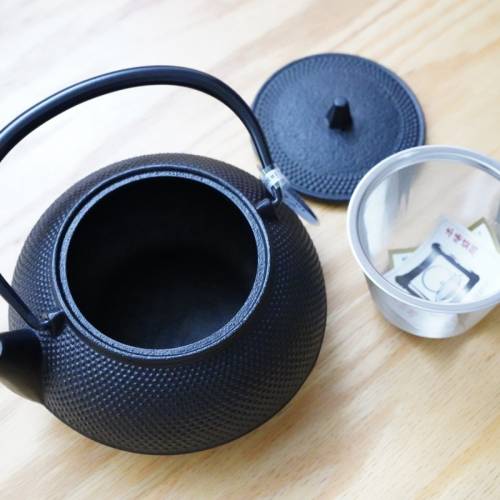 岩鋳 Iwachu 鉄瓶兼用急須 0.65L 黑色 南部鐵器鐵煮水器鐵煮水壼鐵茶壼 電磁爐適用 ...