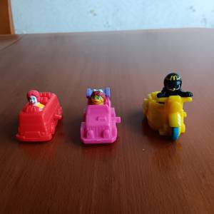 2000 麥當勞開心樂園玩具 Wacky Rulers 共3件
