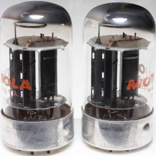 Motorola 7N7 (金屬座,粉字)驅動胆，加轉換器可直接取替6SN7(6SN7GT)音質豐富細膩,...