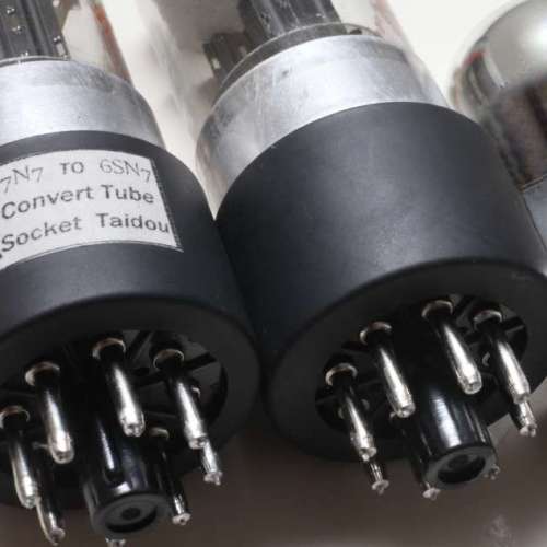 Motorola 7N7 (金屬座,粉字)驅動胆，加轉換器可直接取替6SN7(6SN7GT)音質豐富細膩,...