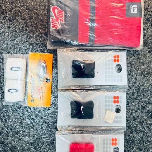 全新絕版Nike Oakley LJ 手指套Fingerband籃球高爾夫球golf NBA