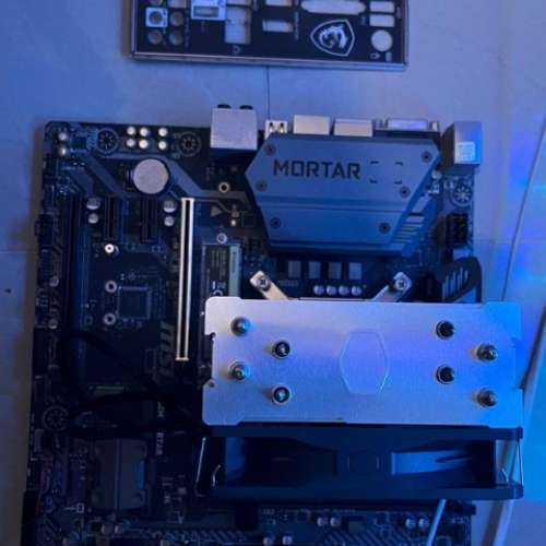 I5 9400f + B360M Mortar +cooler master hyper 101 + M.2 SSD Vi3000 256g+3條8g ...