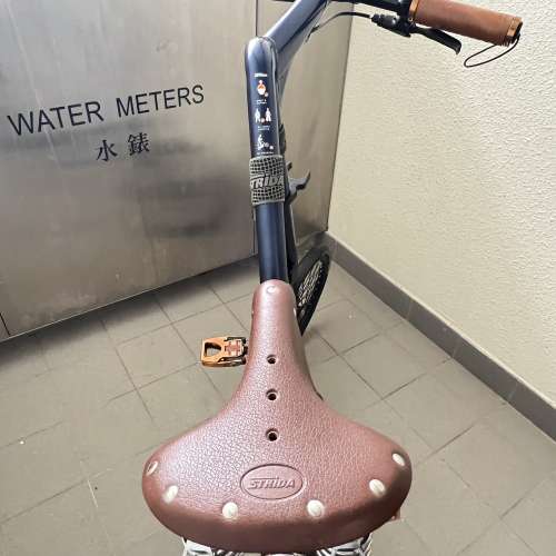 Strida18寸，雙速，包水壺架