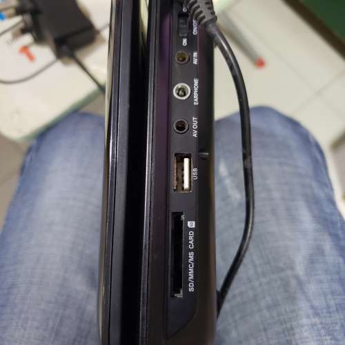 ACL 9" Swivel Screen Portable DVD Player - with USB & SD Card Reader